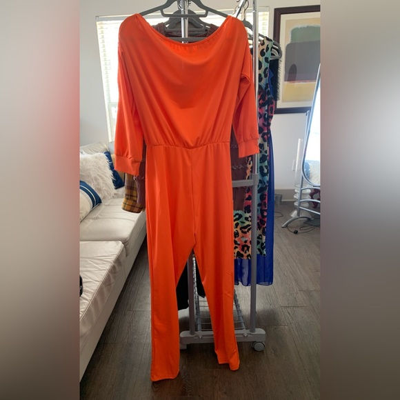 Orange, off-the-shoulder jumpsuit with zipper detail, large - Picture 2 of 2